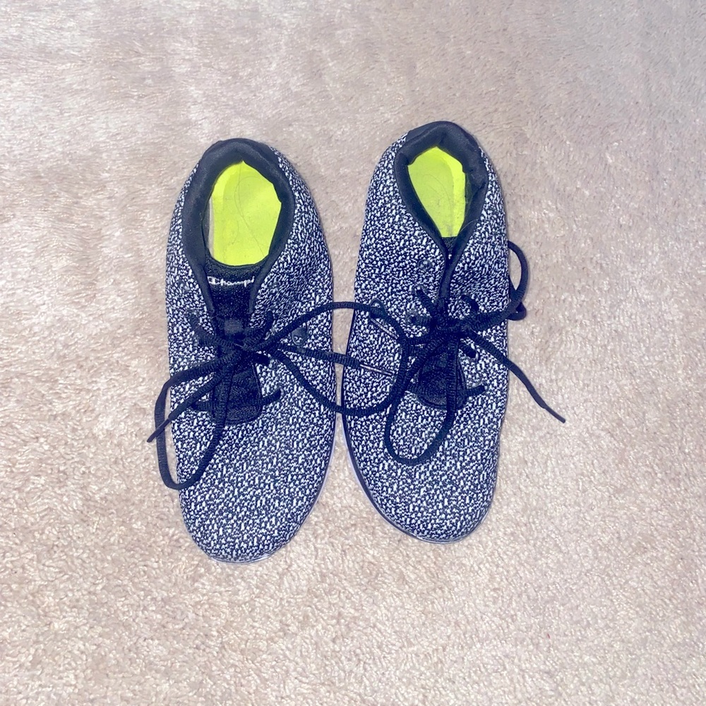 Champion tennis shoes, women 7